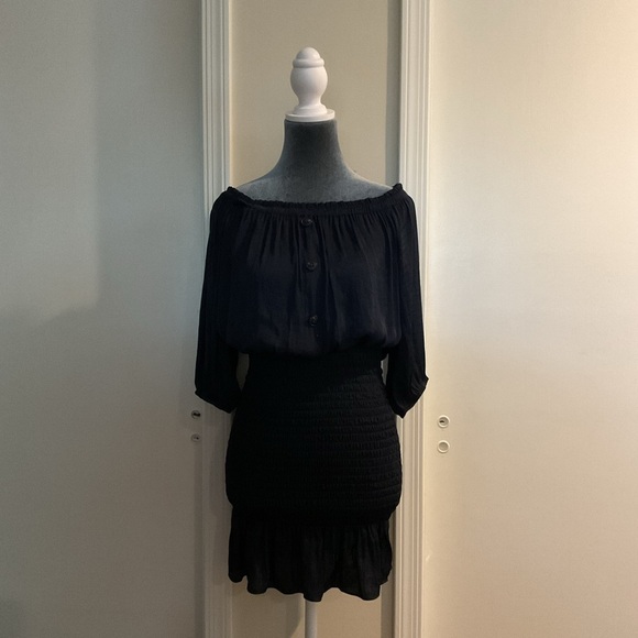 Naked Zebra Dresses & Skirts - 🔹Naked Zebra Navy Blue Ruched Dress